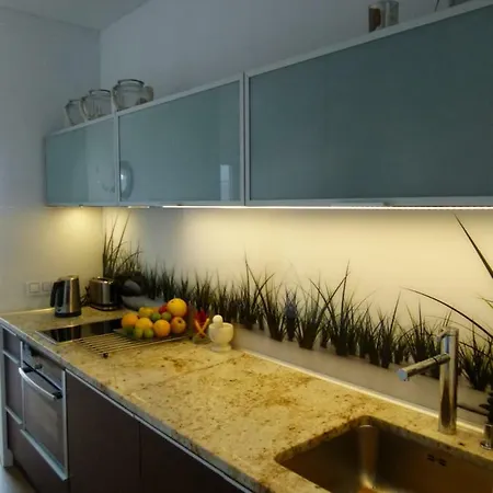 Apartman Na Klifie 14 *