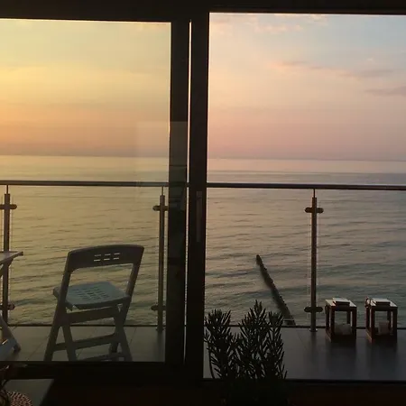 Apartman Na Klifie 14 *